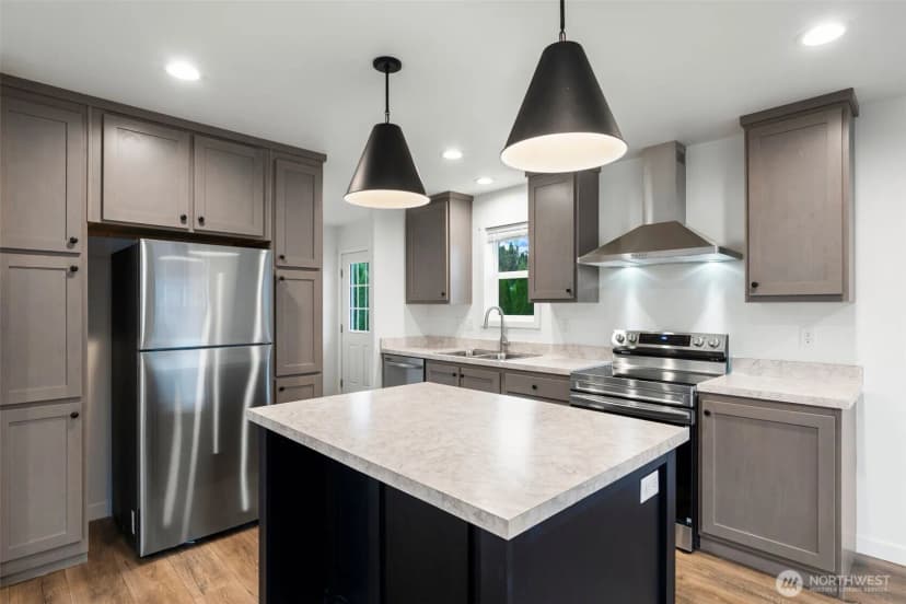 Property photo for 1635 West Side Highway #8, Kelso photo 7