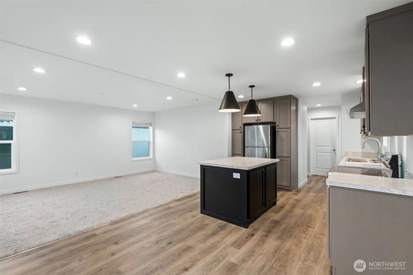 Property photo for 1635 West Side Highway #8, Kelso photo 6