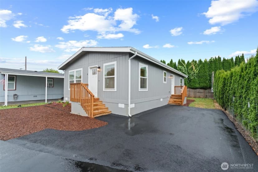 Property photo for 1635 West Side Highway #8, Kelso