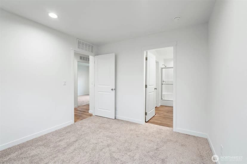 Property photo for 1635 West Side Highway #8, Kelso photo 22