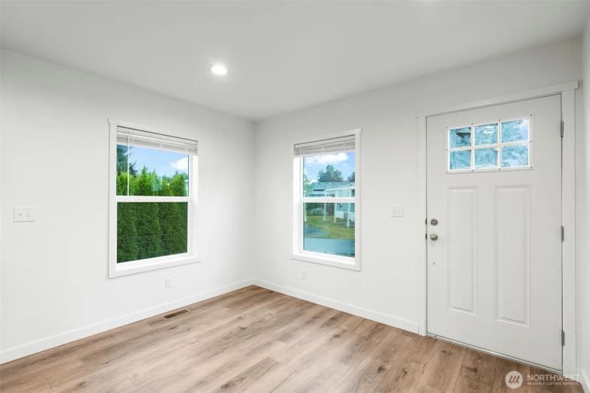 Property photo for 1635 West Side Highway #8, Kelso photo 5
