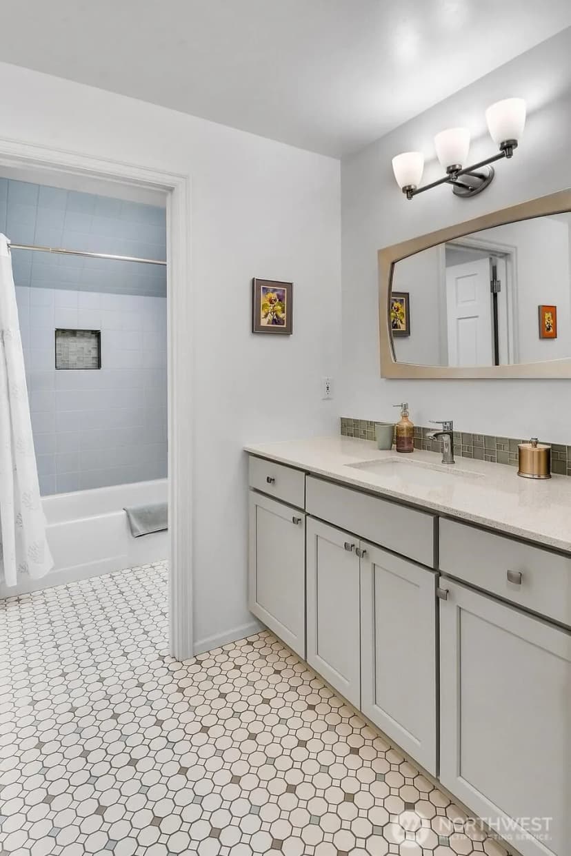 Property photo for 15415 28th Drive Se, Mill Creek photo 21