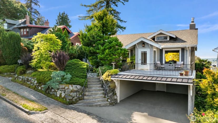 Property photo for 911 Jersey Street, Bellingham