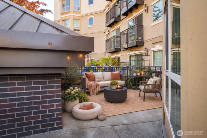 Property photo for 1125 E Olive #202, Seattle photo 20