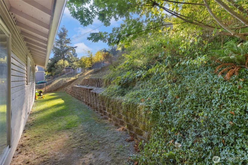 Property photo for 1401 Maple Avenue, Snohomish photo 19