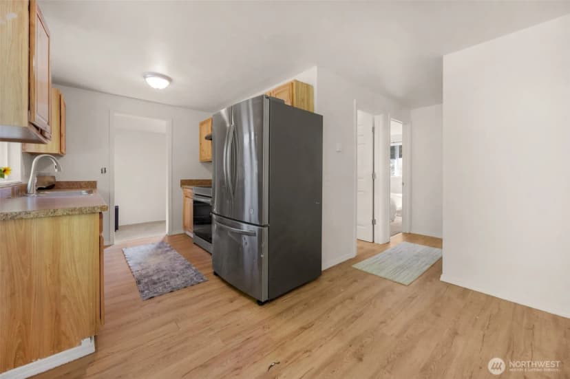 Property photo for 1401 Maple Avenue, Snohomish photo 3