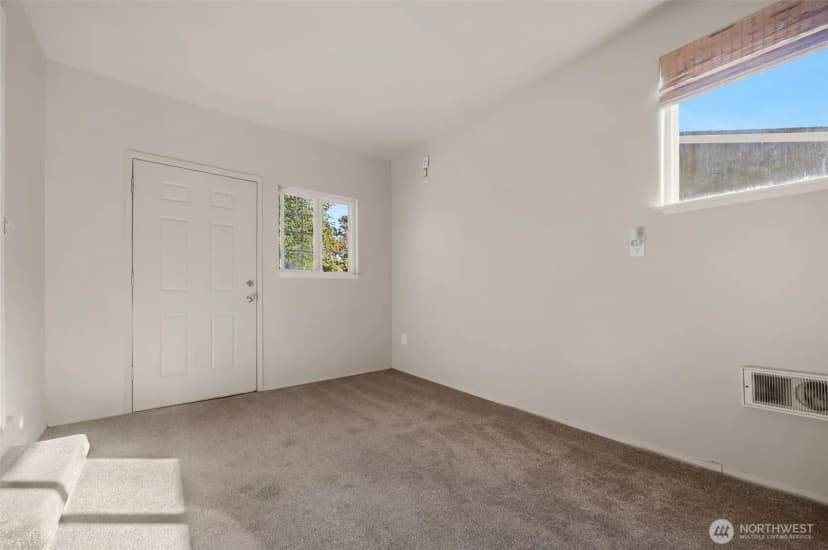 Property photo for 1401 Maple Avenue, Snohomish photo 15