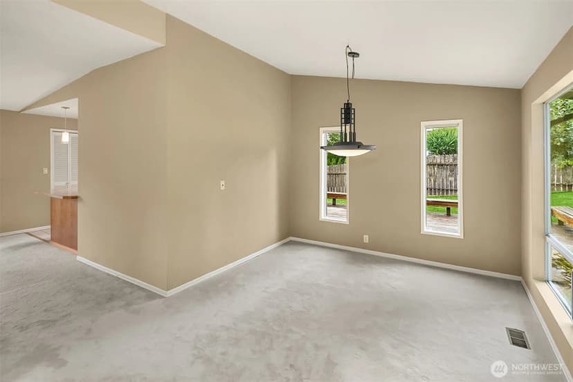 Property photo for 12657 Ne 7th Street, Bellevue photo 12