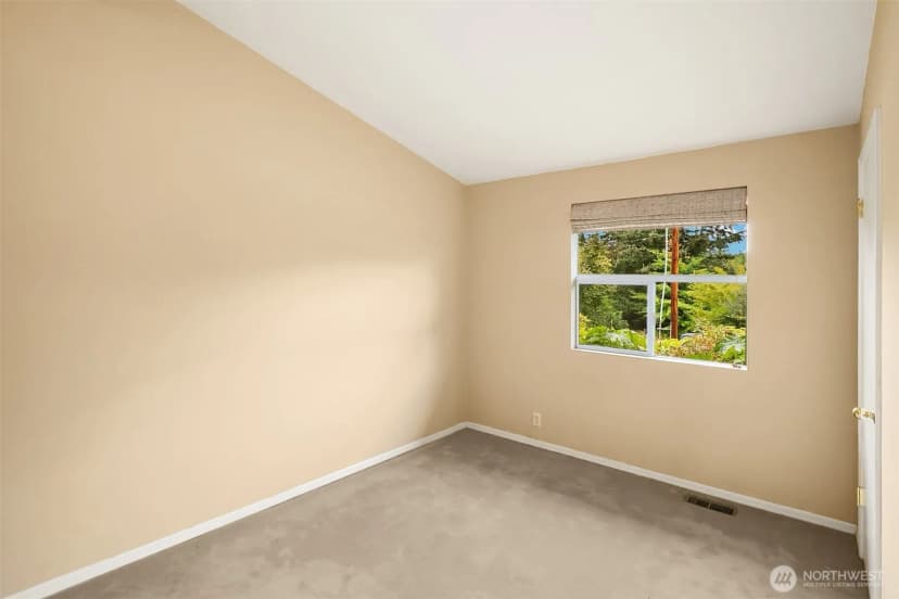 Property photo for 12657 Ne 7th Street, Bellevue photo 16