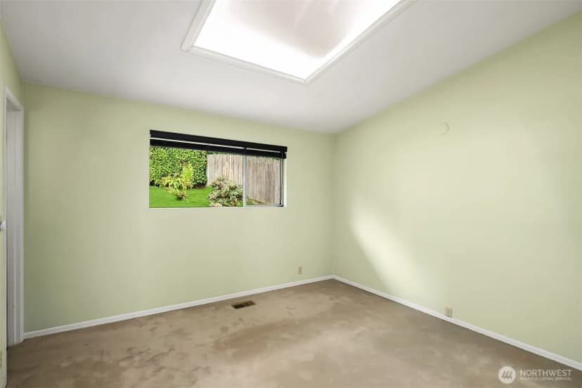 Property photo for 12657 Ne 7th Street, Bellevue photo 17