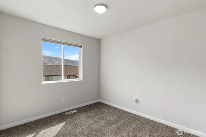 Property photo for 1447 Curtis Drive, Rock Island photo 34