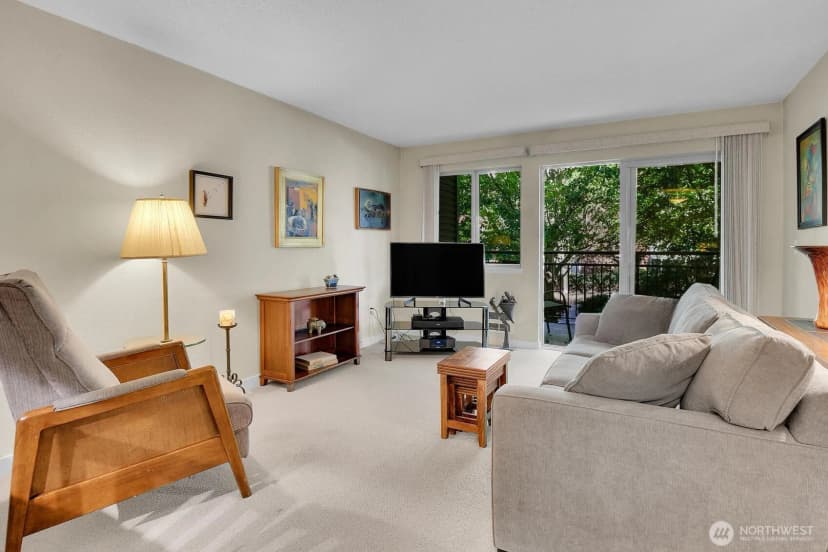 Property photo for 275 W Roy Street #205, Seattle photo 5