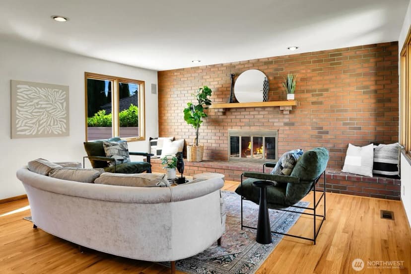 Property photo for 2712 Mount Saint Helens Place S, Seattle photo 15