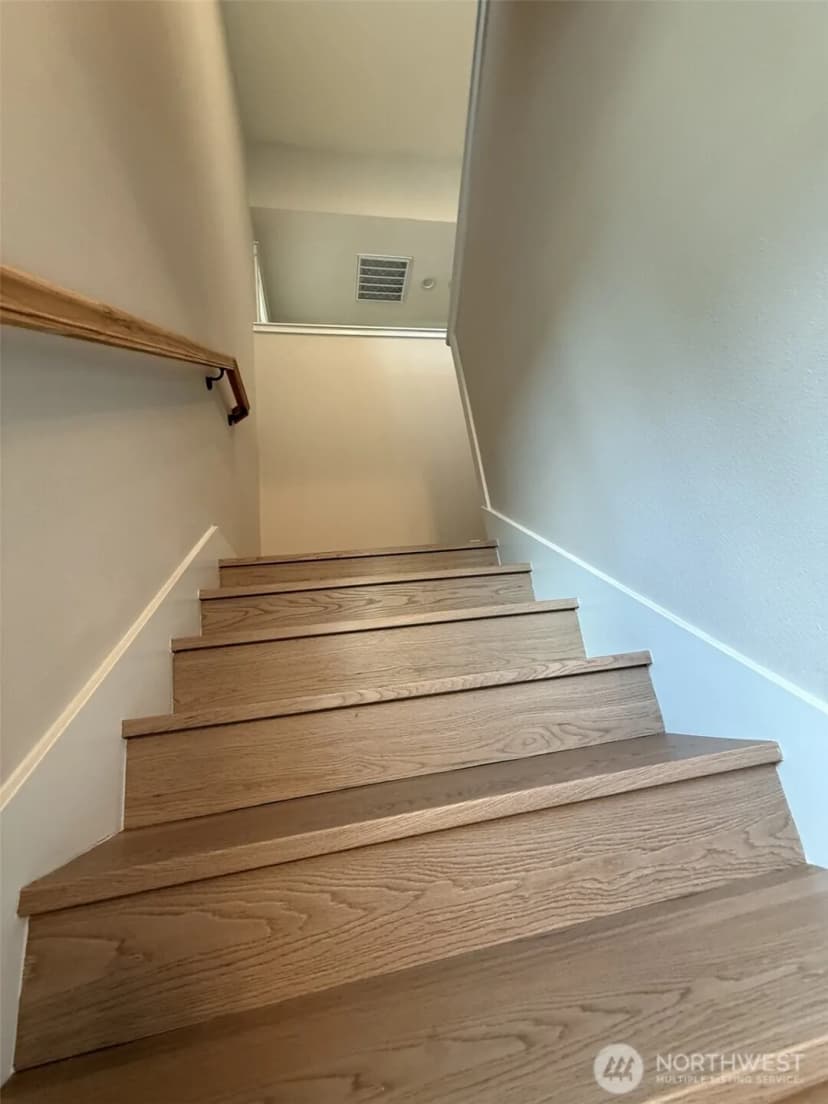Property photo for 10819 Se 236th Street, Kent photo 10