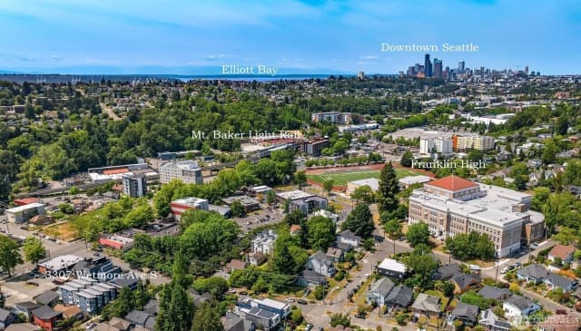 Property photo for 3307 Wetmore Avenue S #b, Seattle photo 3