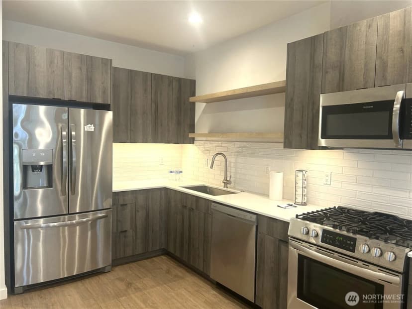 Property photo for 3307 Wetmore Avenue S #b, Seattle photo 7