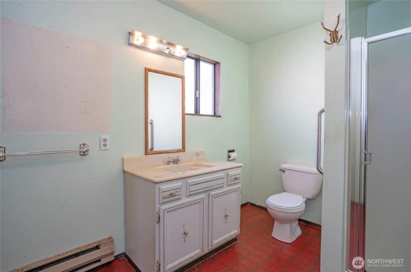 Property photo for 2513 Cedar Street, Everett photo 16