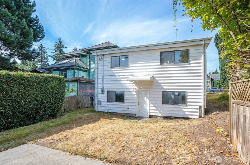 Property photo for 2513 Cedar Street, Everett photo 35