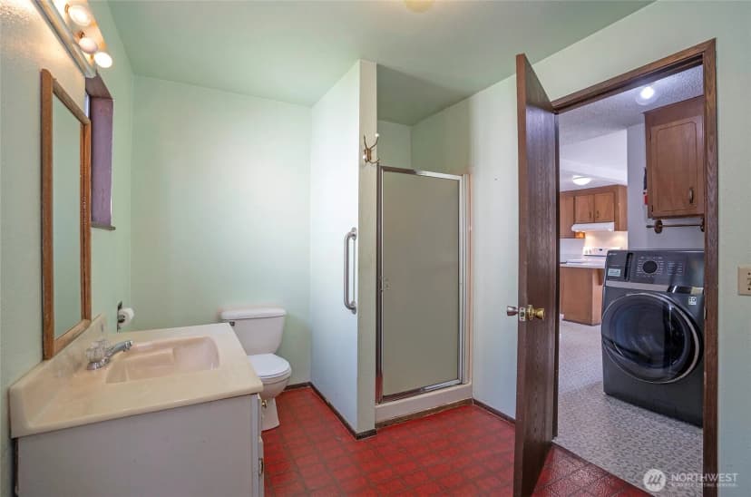 Property photo for 2513 Cedar Street, Everett photo 17