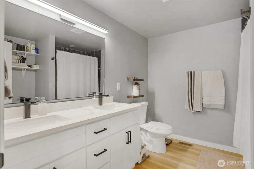 Property photo for 18604 9th Avenue Ct E, Spanaway photo 14