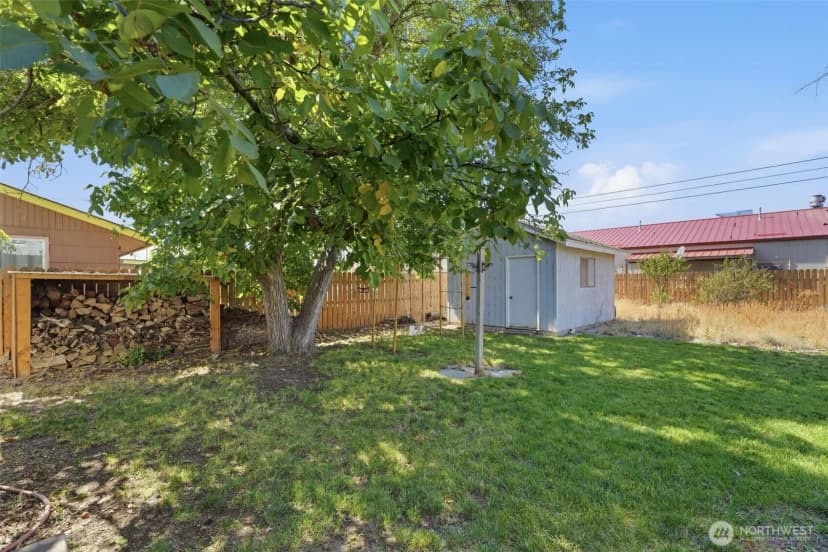 Property photo for 616 S 2nd Avenue, Othello photo 25
