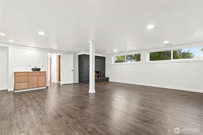 Property photo for 2455 Lenore Drive, Tacoma photo 25