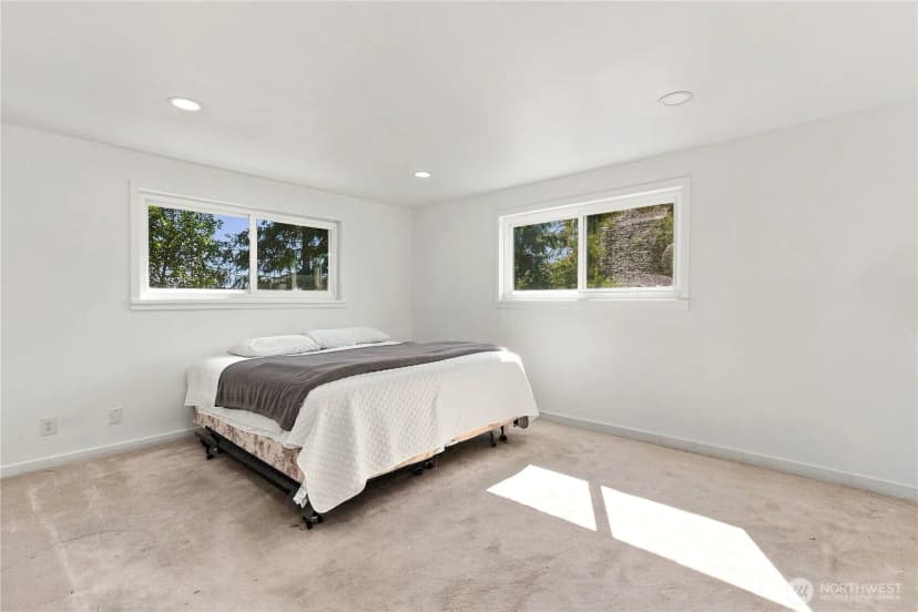 Property photo for 2455 Lenore Drive, Tacoma photo 16