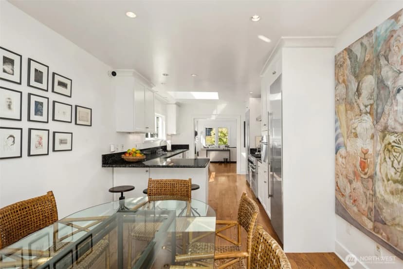Property photo for 1760 26th Avenue E, Seattle photo 11