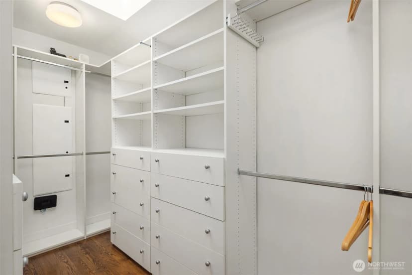 Property photo for 1760 26th Avenue E, Seattle photo 27