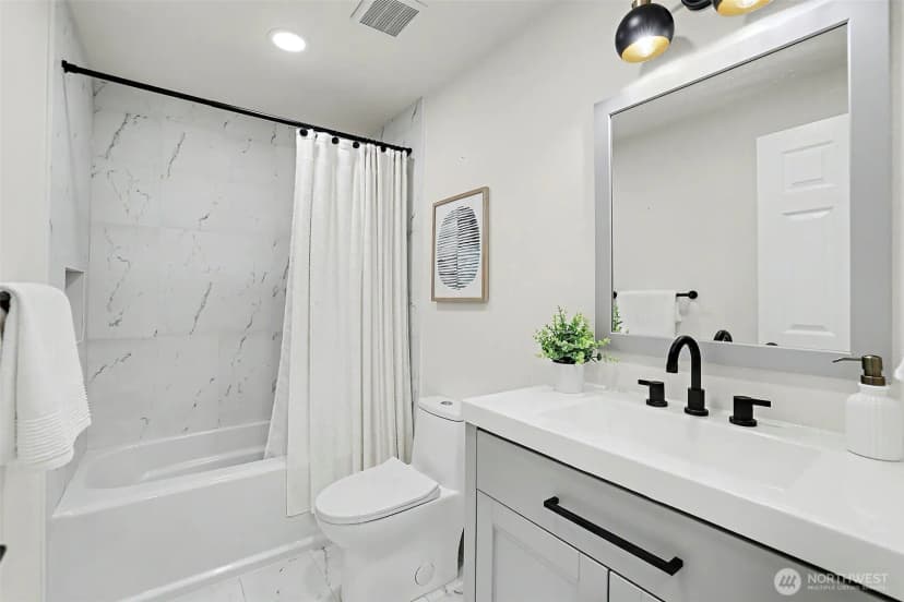 Property photo for 3414 166th Place Sw, Lynnwood photo 18