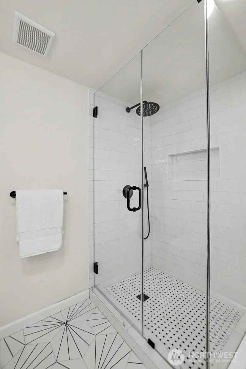 Property photo for 3414 166th Place Sw, Lynnwood photo 32
