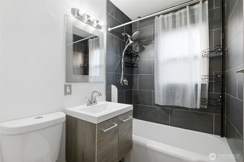 Property photo for 1750 S Anderson Street #1, Tacoma photo 13