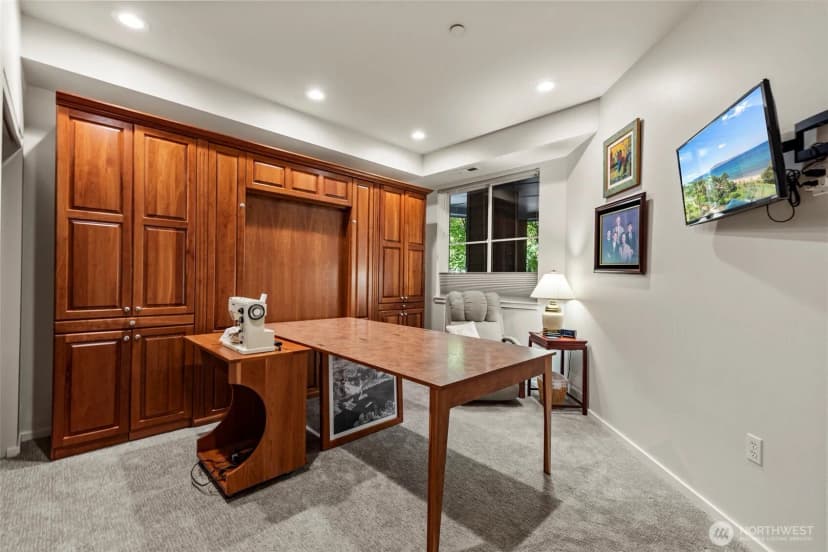 Property photo for 1805 134th Avenue Se #10, Bellevue photo 22