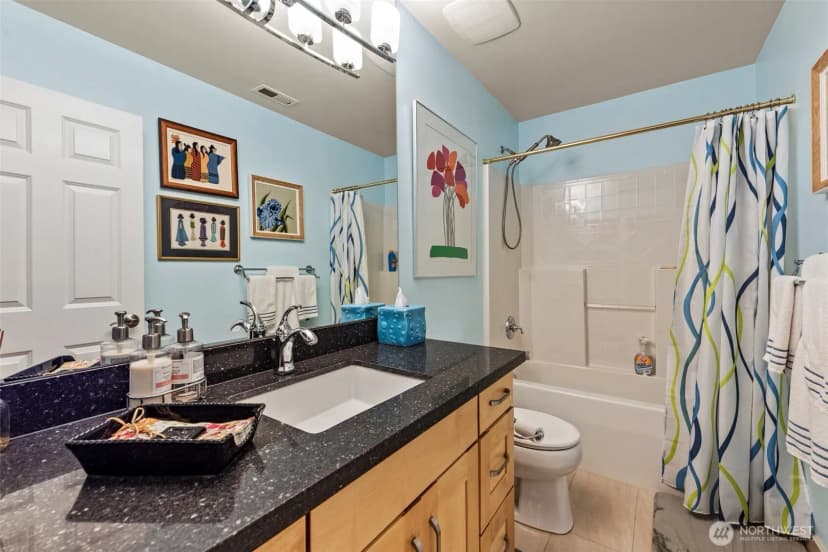 Property photo for 1805 134th Avenue Se #10, Bellevue photo 23
