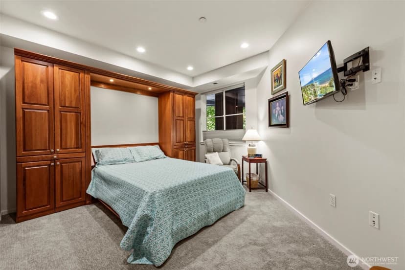 Property photo for 1805 134th Avenue Se #10, Bellevue photo 21