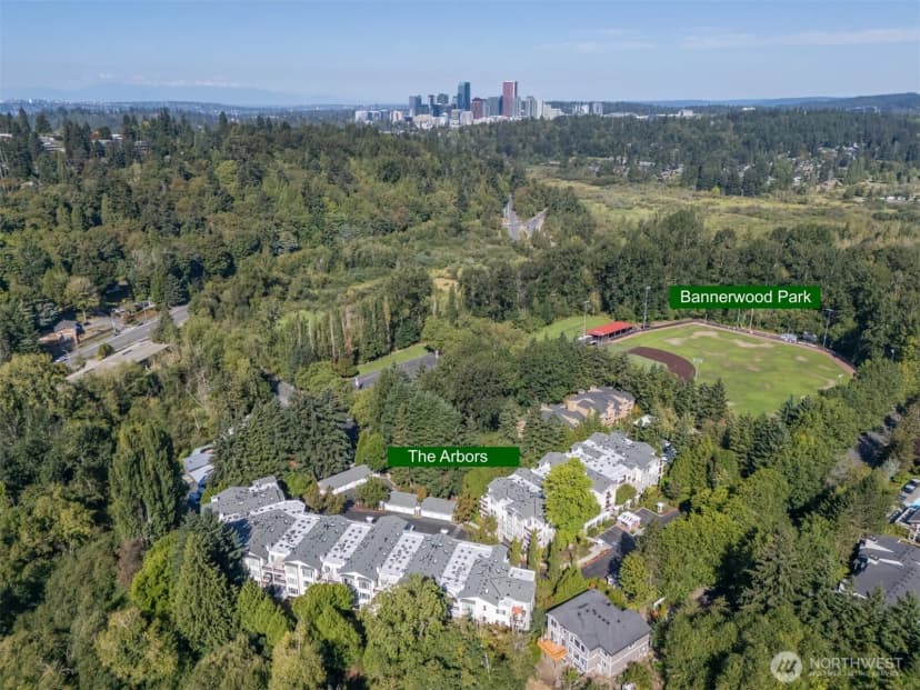 Property photo for 1805 134th Avenue Se #10, Bellevue photo 31
