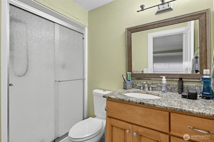 Property photo for 1450 Alameda Avenue W #1, Fircrest photo 27