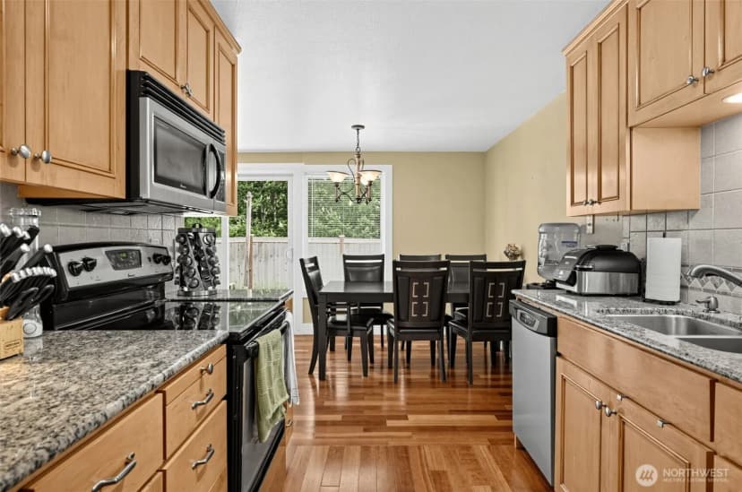 Property photo for 1450 Alameda Avenue W #1, Fircrest photo 11