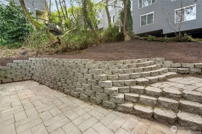 Property photo for 1529 Sturgus Avenue S, Seattle photo 22