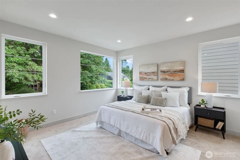 Property photo for 11739 40th Avenue Ne #a, Seattle photo 18