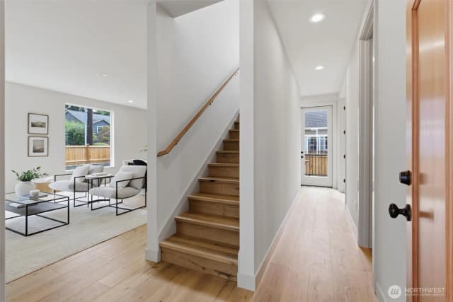 Property photo for 11737 40th Avenue Ne #a, Seattle photo 3