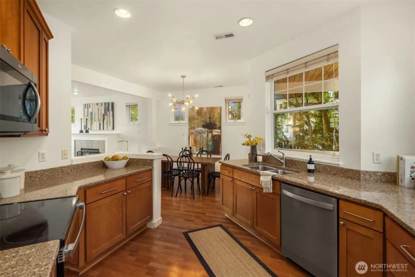 Property photo for 5958 31st Avenue Sw, Seattle photo 18