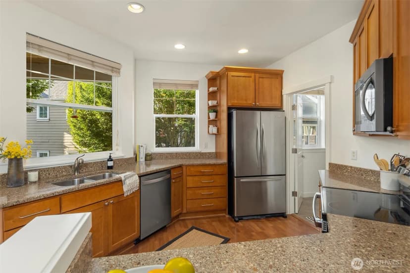 Property photo for 5958 31st Avenue Sw, Seattle photo 17