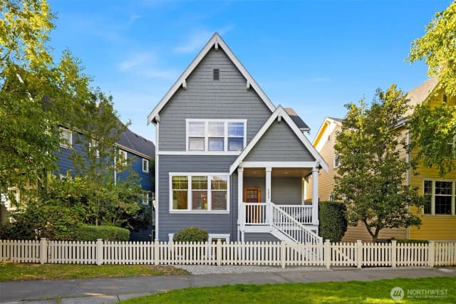 Property photo for 5958 31st Avenue Sw, Seattle photo 2