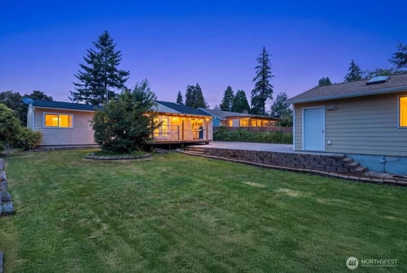 Property photo for 4832 188th Street Sw, Lynnwood photo 22