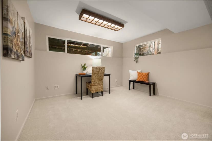 Property photo for 6039 Ne 202nd Street, Kenmore photo 24