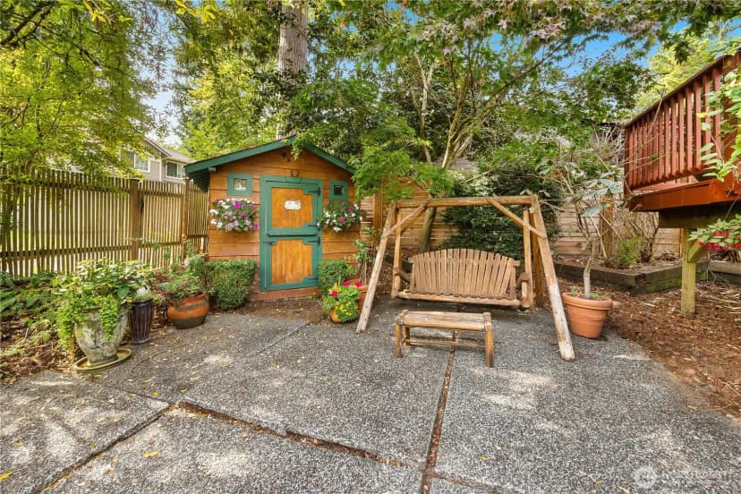 Property photo for 6039 Ne 202nd Street, Kenmore photo 30