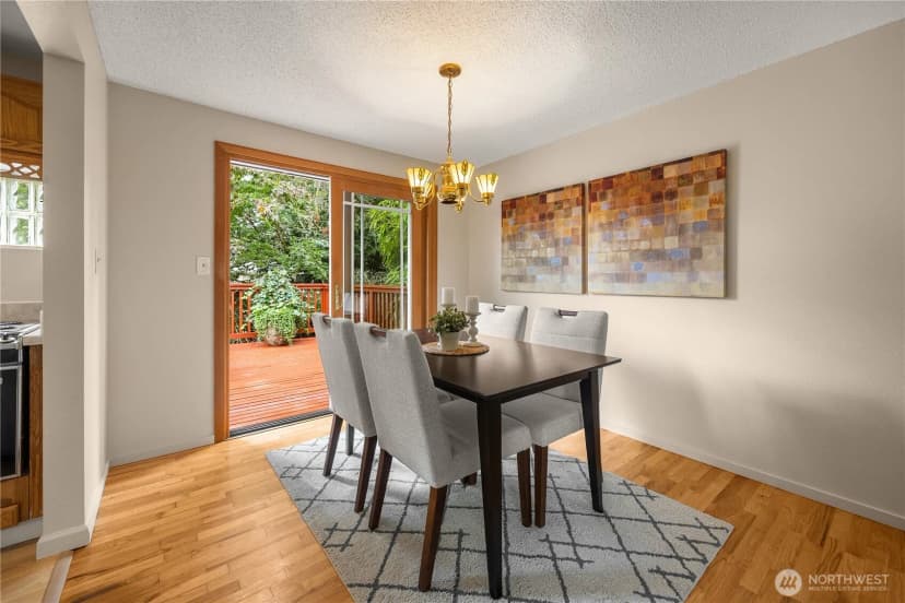 Property photo for 6039 Ne 202nd Street, Kenmore photo 10