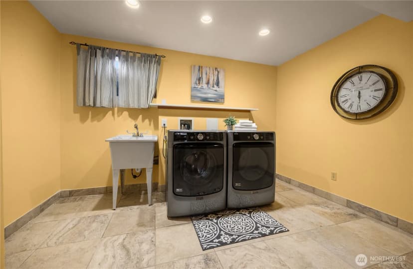 Property photo for 6039 Ne 202nd Street, Kenmore photo 26