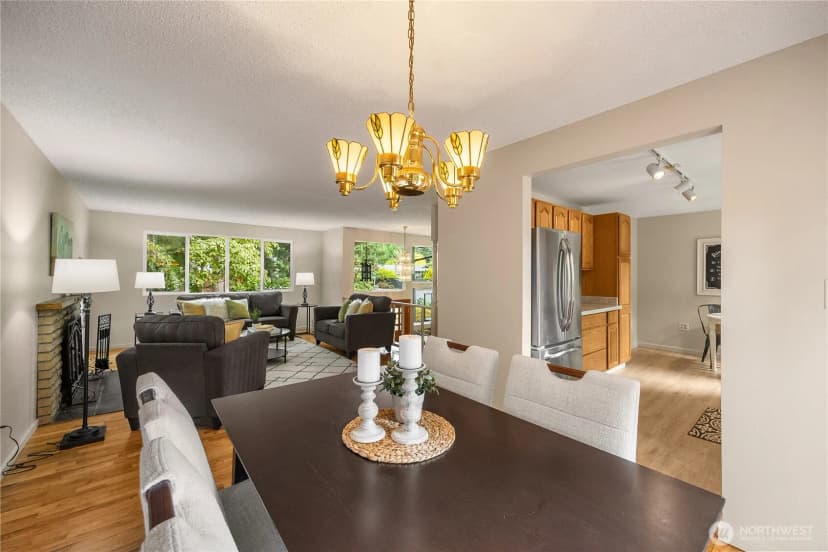 Property photo for 6039 Ne 202nd Street, Kenmore photo 9